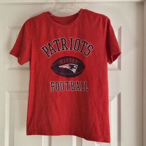 New England Patriots Football NFL Team‎ Apparel Red T-shirt Youth Size Medium 8